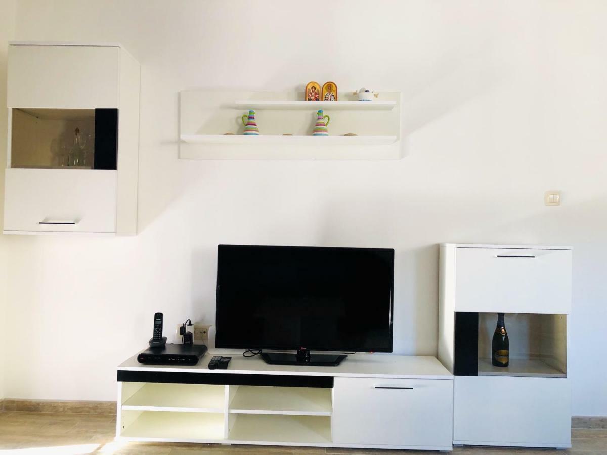 Luxury Place With Private Parking, Few Steps From The Sea