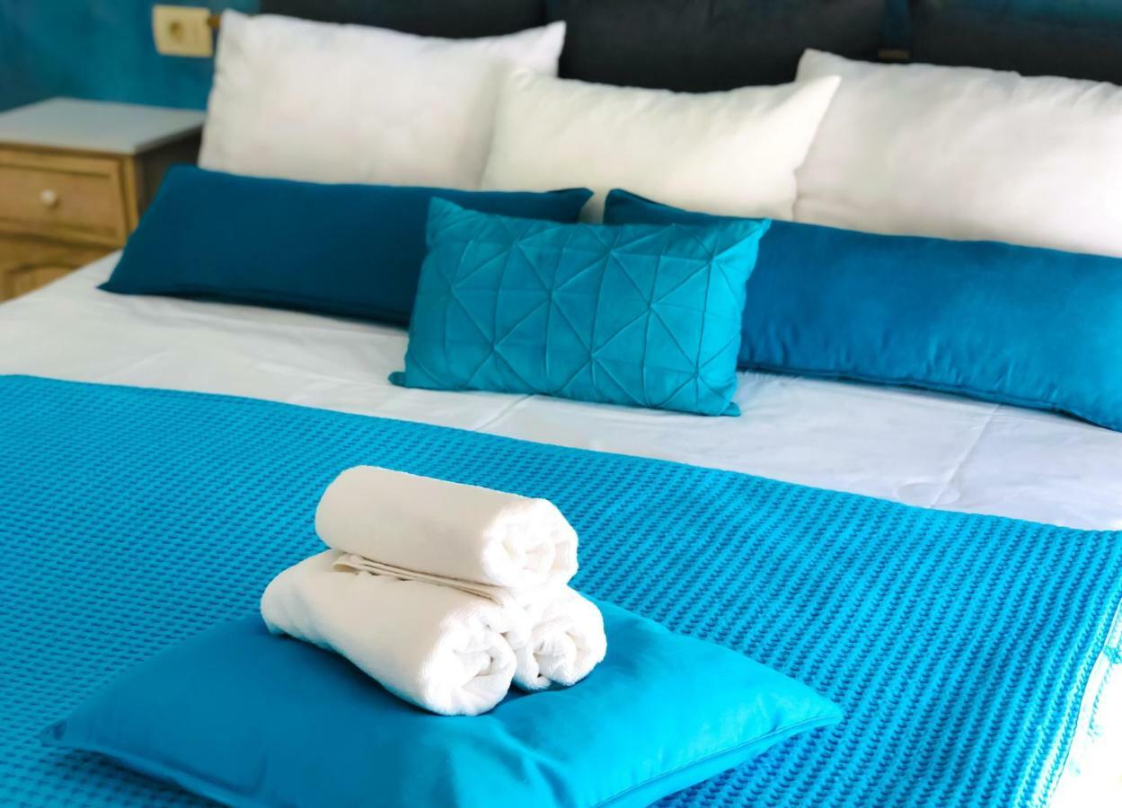 Apartment Luxury Place With Private Parking, Few Steps From The Sea