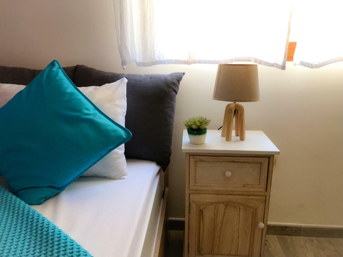 Luxury Place With Private Parking, Few Steps From The Sea Apartment *