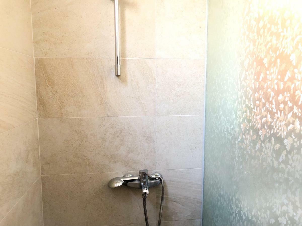 Luxury Place With Private Parking, Few Steps From The Sea * Kotor