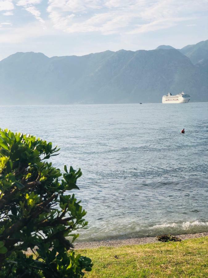 Luxury Place With Private Parking, Few Steps From The Sea * Kotor