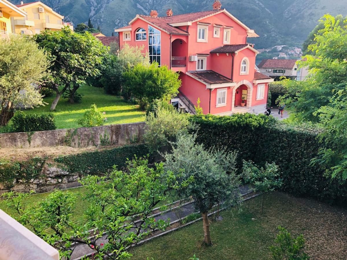 Luxury Place With Private Parking, Few Steps From The Sea